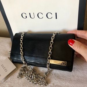GUCCI Black Leather GG Logo Wallet with Chain Auth
